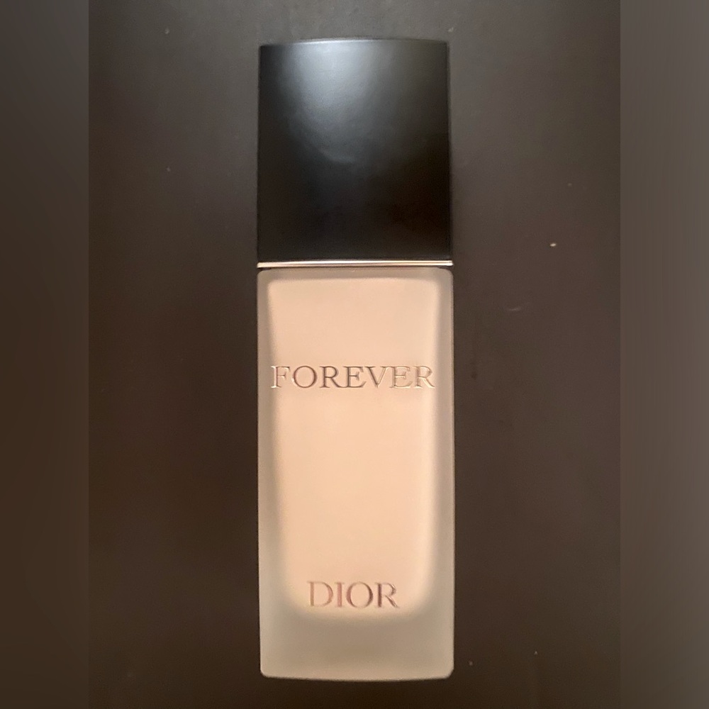 Brand New Dior Foundation - 00 Neutral
